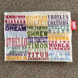 Shakespeare bag great grad gift 🎓